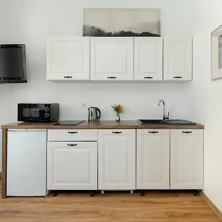 Cosy Very Berry In Close To The Park By Renters شقة *