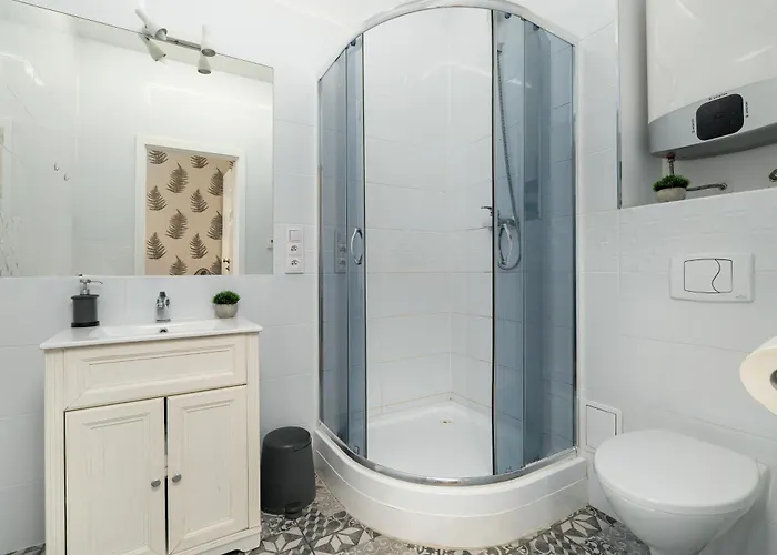 Cosy Very Berry In Close To The Park By Renters Apartment *