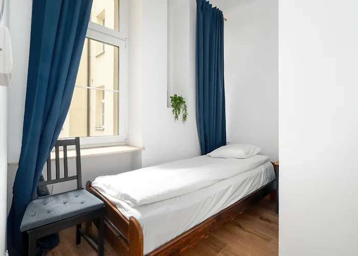 Apartment Cosy Very Berry In Close To The Park By Renters Poznan