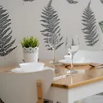 Cosy Very Berry In Close To The Park By Renters Πόζναν