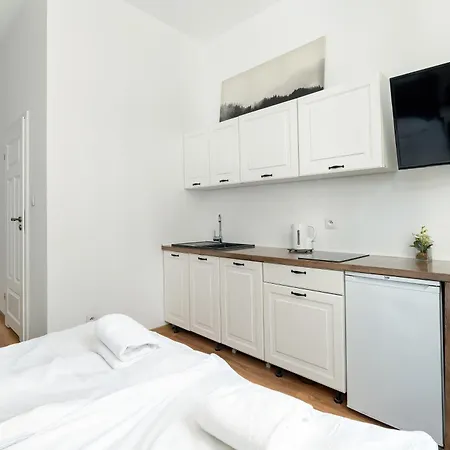 Apartment Cosy Studios Very Berry In Poznan Close To The Park By Noclegi Renters Poznan