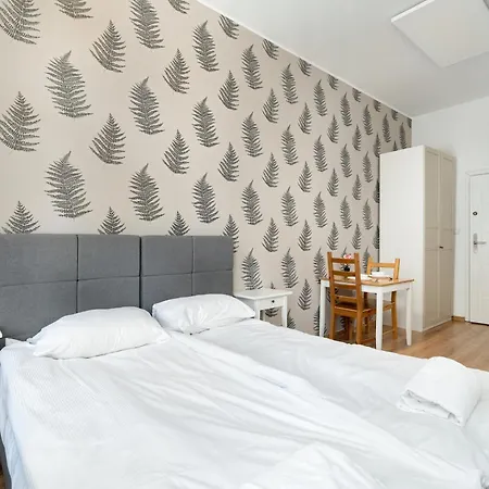 Cosy Studios Very Berry In Poznan Close To The Park By Noclegi Renters Apartment