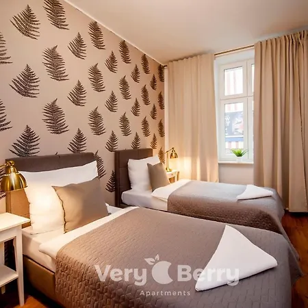 Cosy Studios Very Berry In Poznan Close To The Park By Noclegi Renters Apartment *