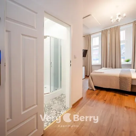 Apartment Cosy Studios Very Berry In Poznan Close To The Park By Noclegi Renters Poznan