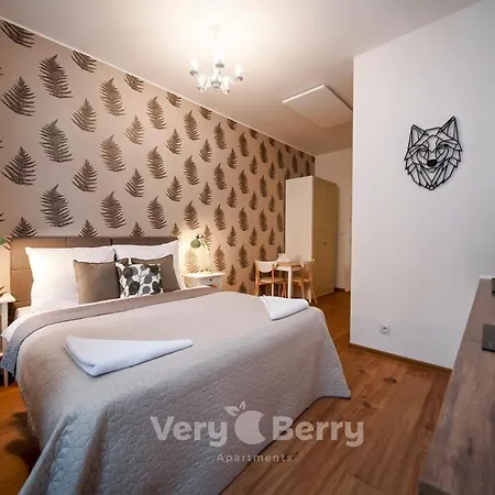 Cosy Studios Very Berry In Poznan Close To The Park By Noclegi Renters Apartment