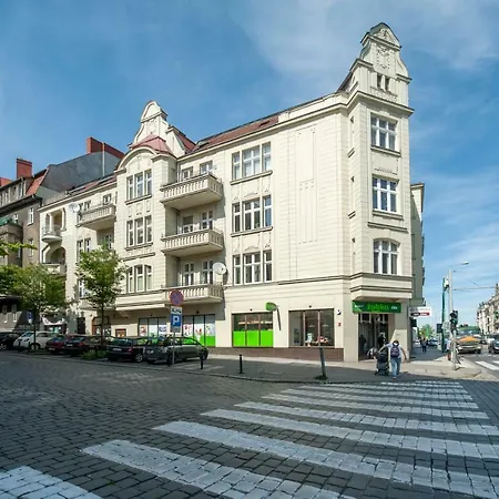 Cosy Studios Very Berry In Poznan Close To The Park By Noclegi Renters Apartment *